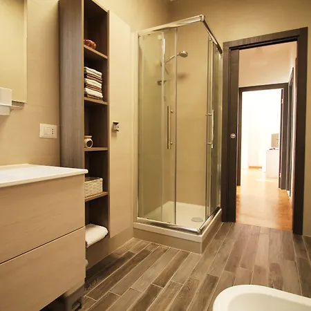 Eur Bright Spacious Terraced With Private Parking Only For Small Cars * Rome