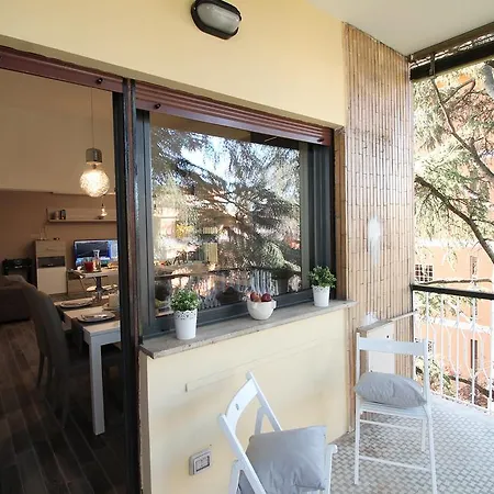 Eur Bright Spacious Terraced With Private Parking Only For Small Cars * Rome