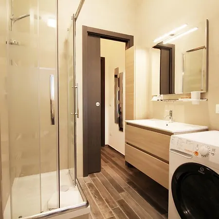 Apartment Eur Bright Spacious Terraced With Private Parking Only For Small Cars *